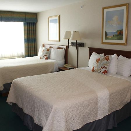 Baraga Lakeside Inn Bagian luar foto
