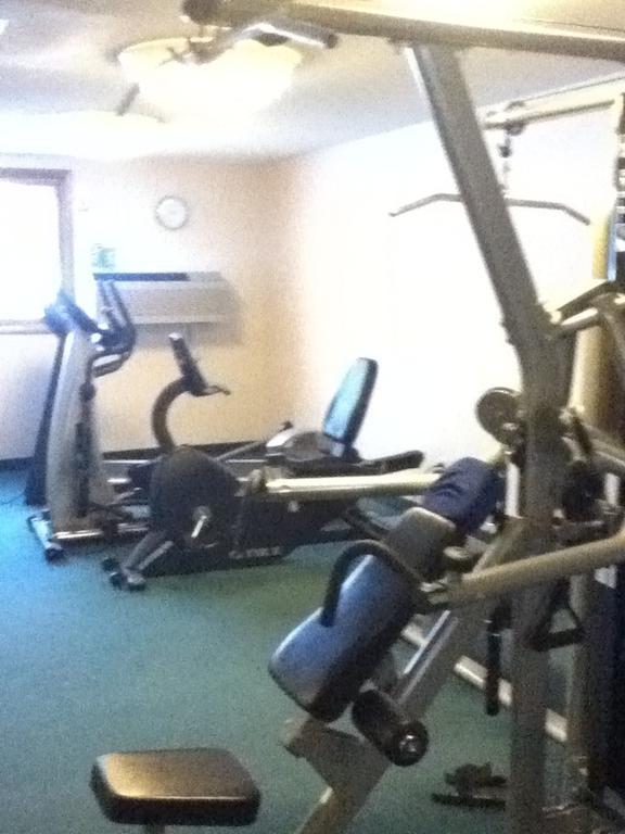 Baraga Lakeside Inn Bagian luar foto